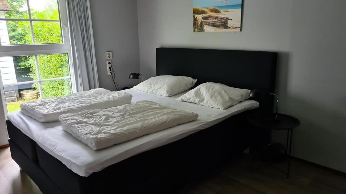 Hello Zeeland - Vakantiehuis Zeester 86 ブレスケンス エクステリア 写真